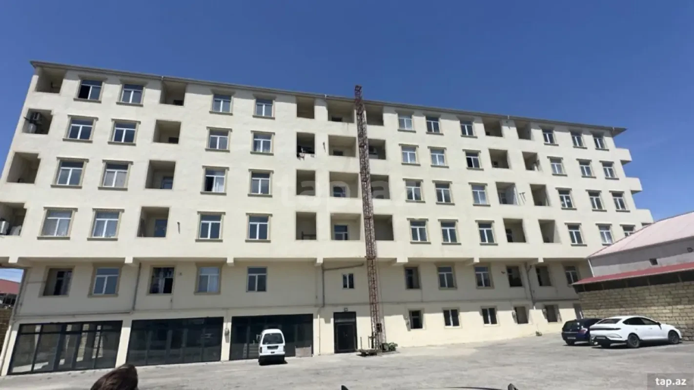 Satılır 3 otaqlı yeni tikili 79 m²