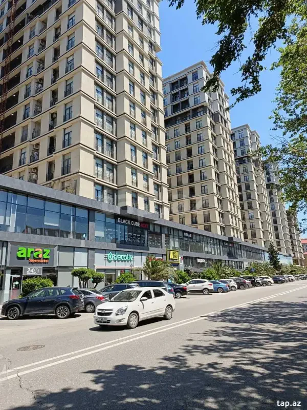 Kirayə verilir 2 otaqlı yeni tikili 65 m²