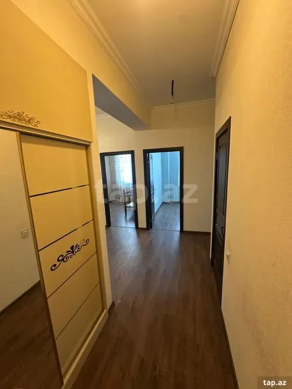 Kirayə verilir 4 otaqlı yeni tikili 85 m²