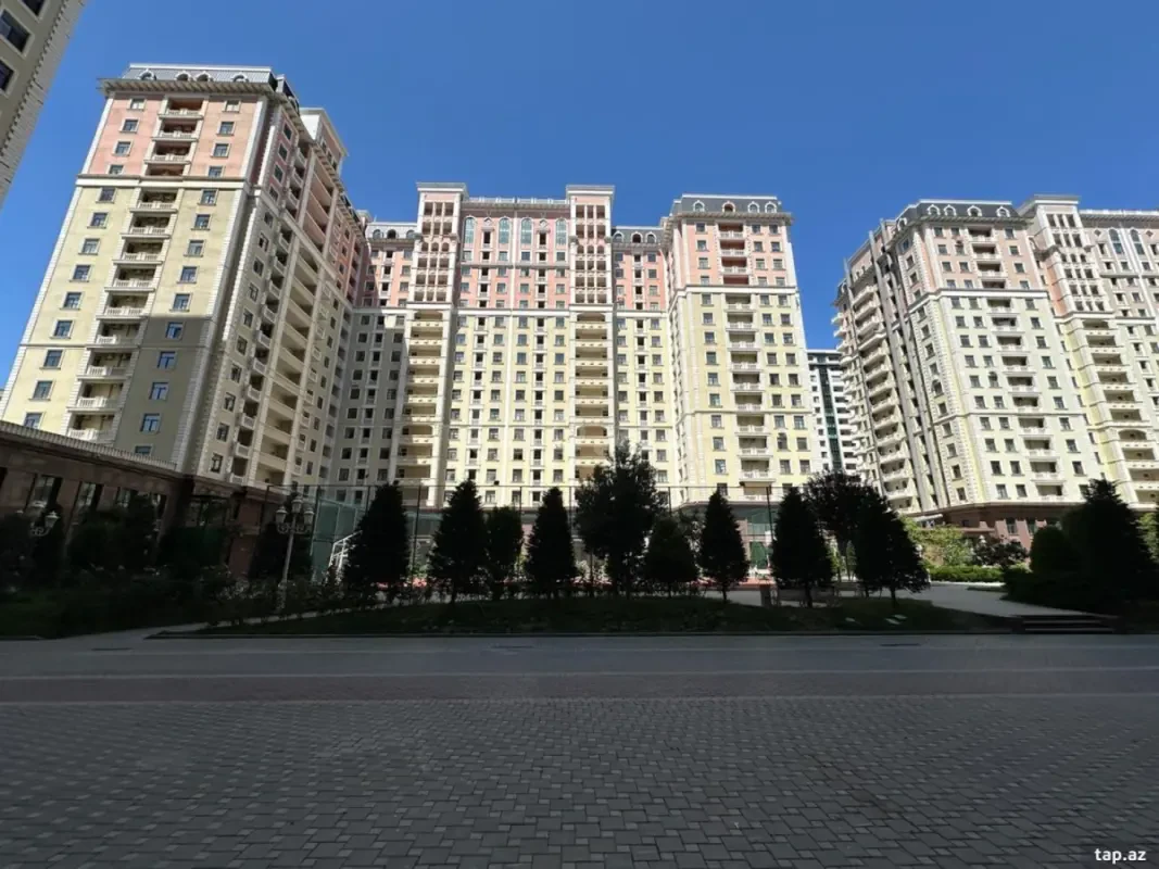 Satılır 2 otaqlı yeni tikili 68 m²