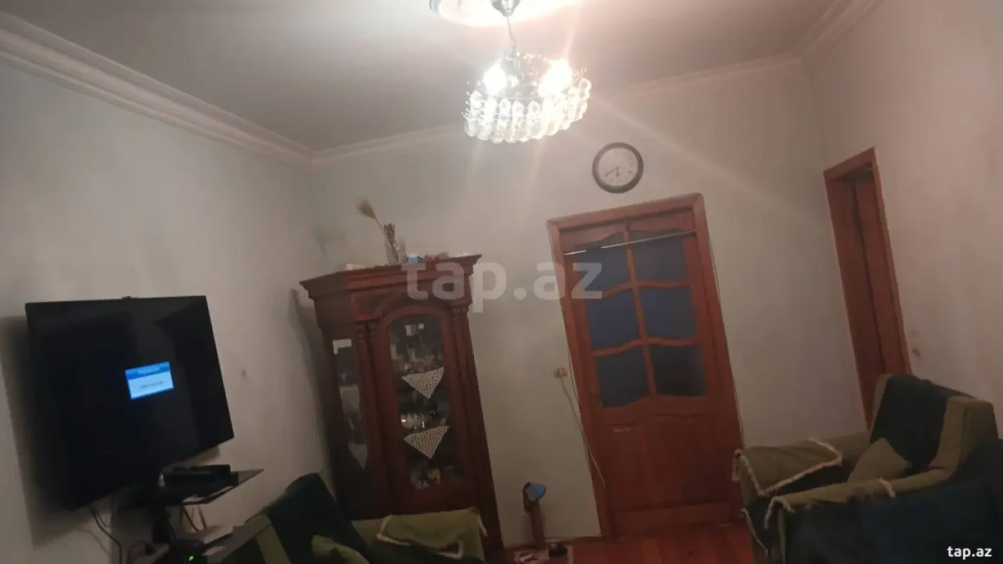 Satılır 2 otaqlı mənzil 43 m²