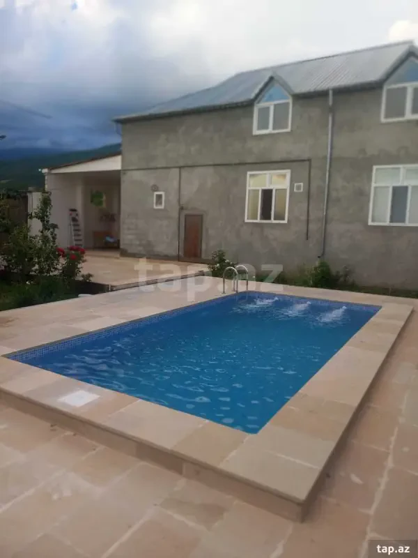 Kirayə verilir 3 otaqlı həyət evi 80 m²