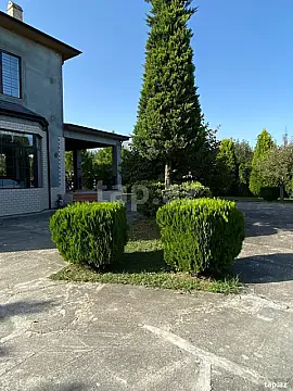 Satılır 9 otaqlı həyət evi 360 m² — Göyçay 9 otaq 360.00 m²