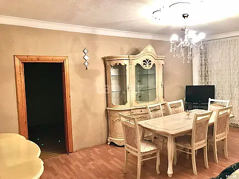 Kirayə verilir 4 otaqlı mənzil 100 m² — Gəncə 4 otaq 100.00 m²