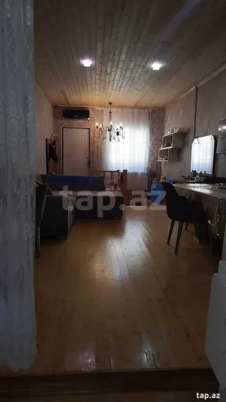 Kirayə verilir 2 otaqlı həyət evi 78 m²