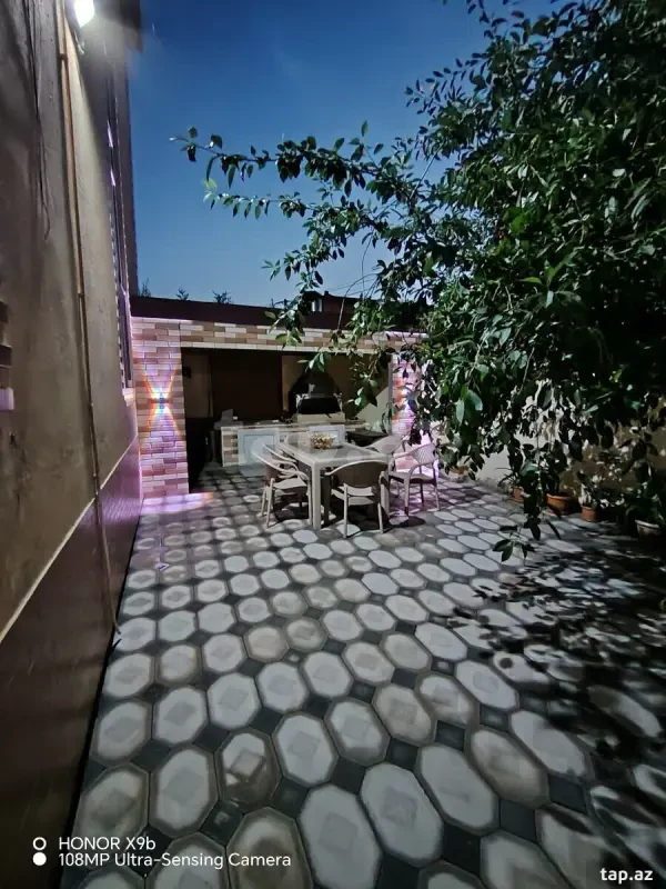 Kirayə verilir 4 otaqlı həyət evi 200 m²