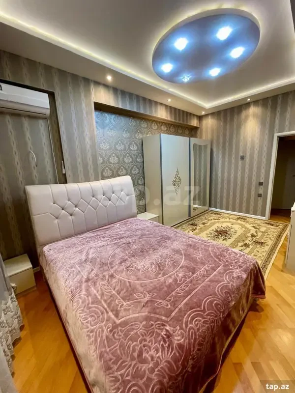 Kirayə verilir 3 otaqlı yeni tikili 110 m²