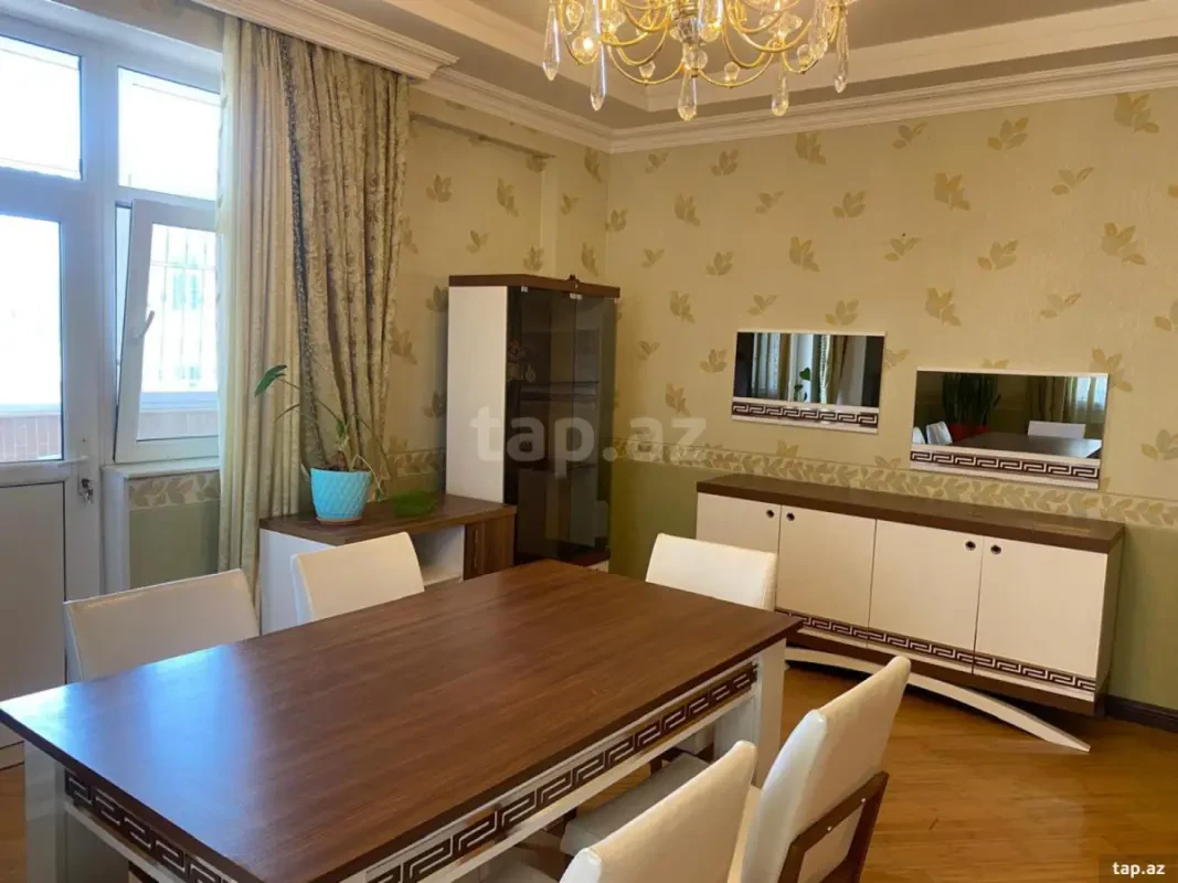 Kirayə verilir 3 otaqlı yeni tikili 125 m²