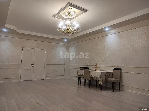 Satılır 10 otaqlı həyət evi 450 m² — Bakı 10 otaq 450.00 m²