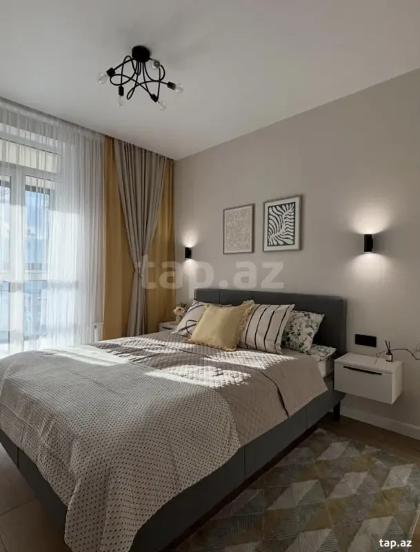 Kirayə verilir 2 otaqlı yeni tikili 75 m²