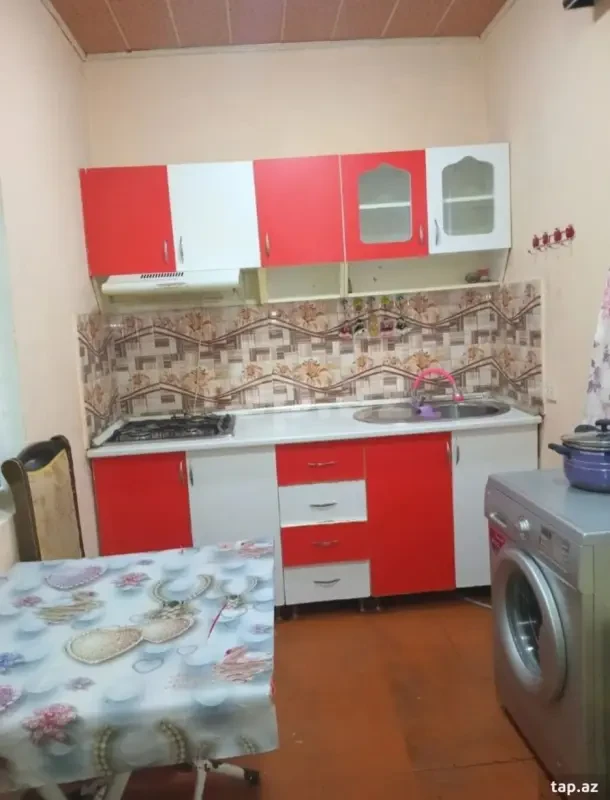 Kirayə verilir 2 otaqlı həyət evi 50 m²