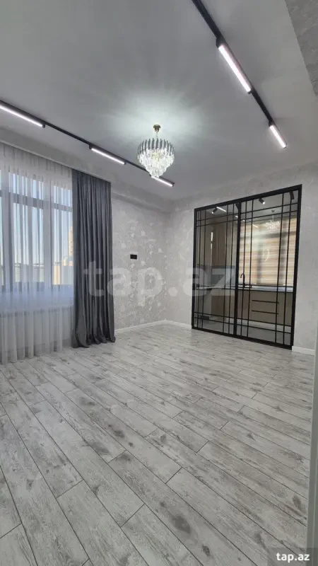 Satılır 3 otaqlı yeni tikili 73 m²
