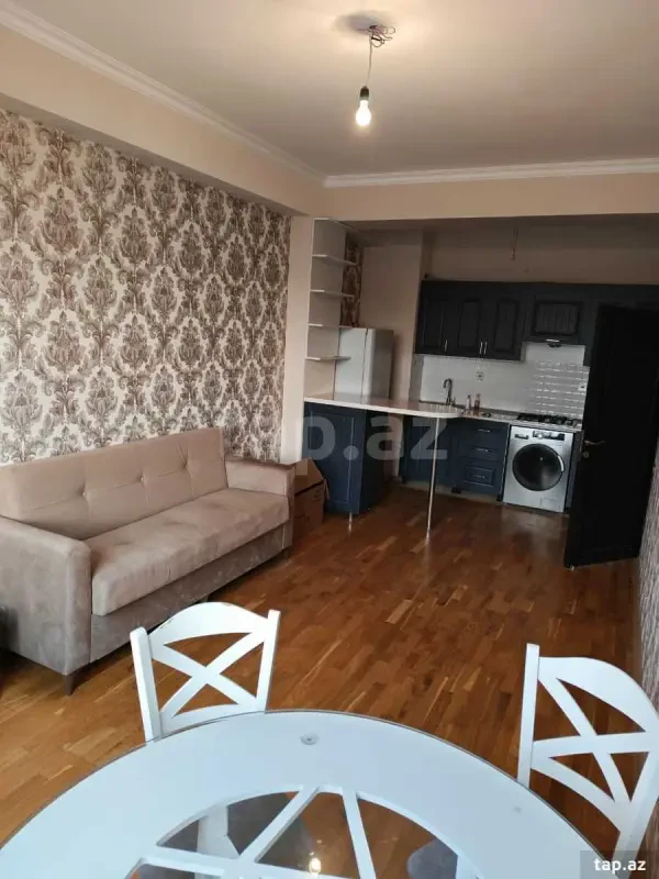 Kirayə verilir 2 otaqlı yeni tikili 50 m²
