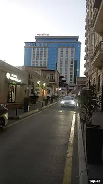 Kirayə verilir 3 otaqlı mənzil 90 m² — Bakı, Sahil qəs. 3 otaq 90.00 m²