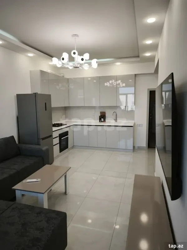 Kirayə verilir 2 otaqlı yeni tikili 51 m²