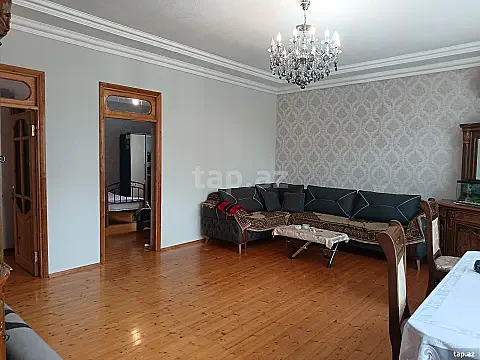 Satılır 4 otaqlı həyət evi 300 m² — Bakı 4 otaq 300.00 m²