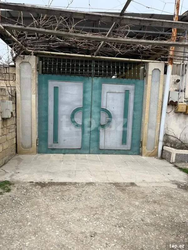 Kirayə verilir 1 otaqlı həyət evi 30 m²
