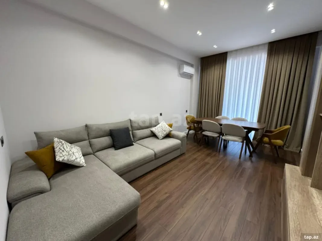 Kirayə verilir 2 otaqlı yeni tikili 75 m²