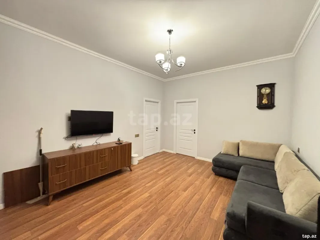 Kirayə verilir 2 otaqlı yeni tikili 70 m²