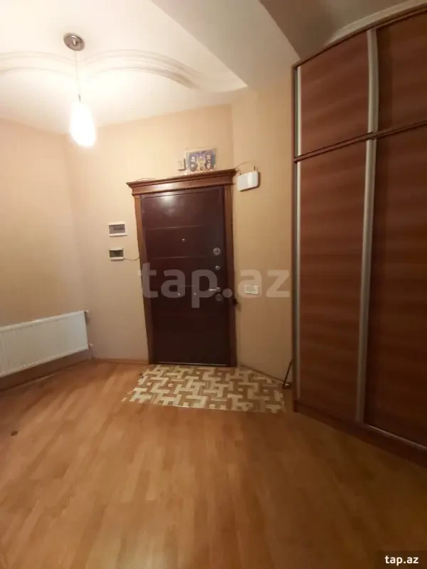 Kirayə verilir 2 otaqlı yeni tikili 54 m²