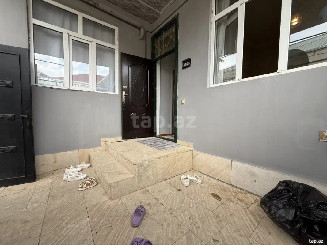 Satılır 3 otaqlı həyət evi 100 m²