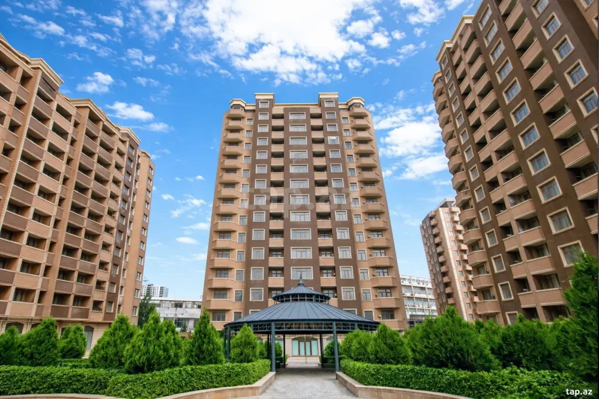 Satılır 3 otaqlı yeni tikili 108 m²