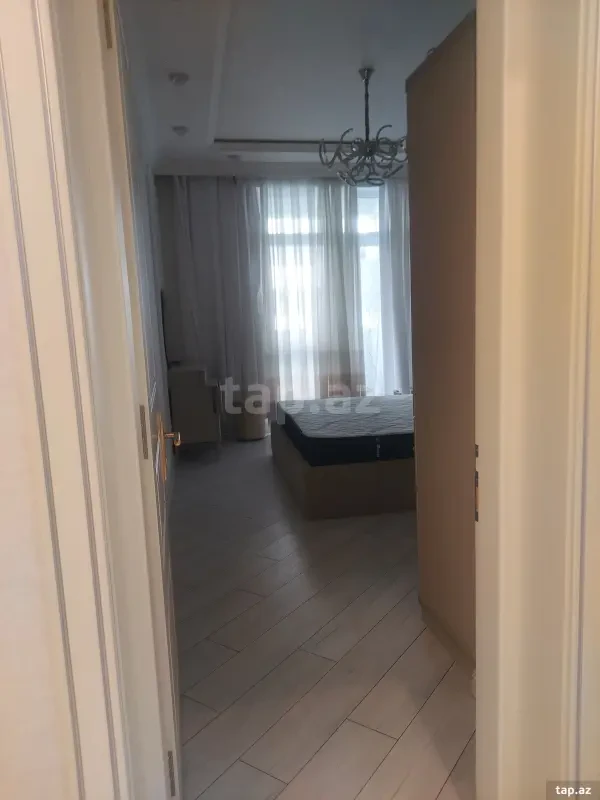 Kirayə verilir 2 otaqlı yeni tikili 90 m²