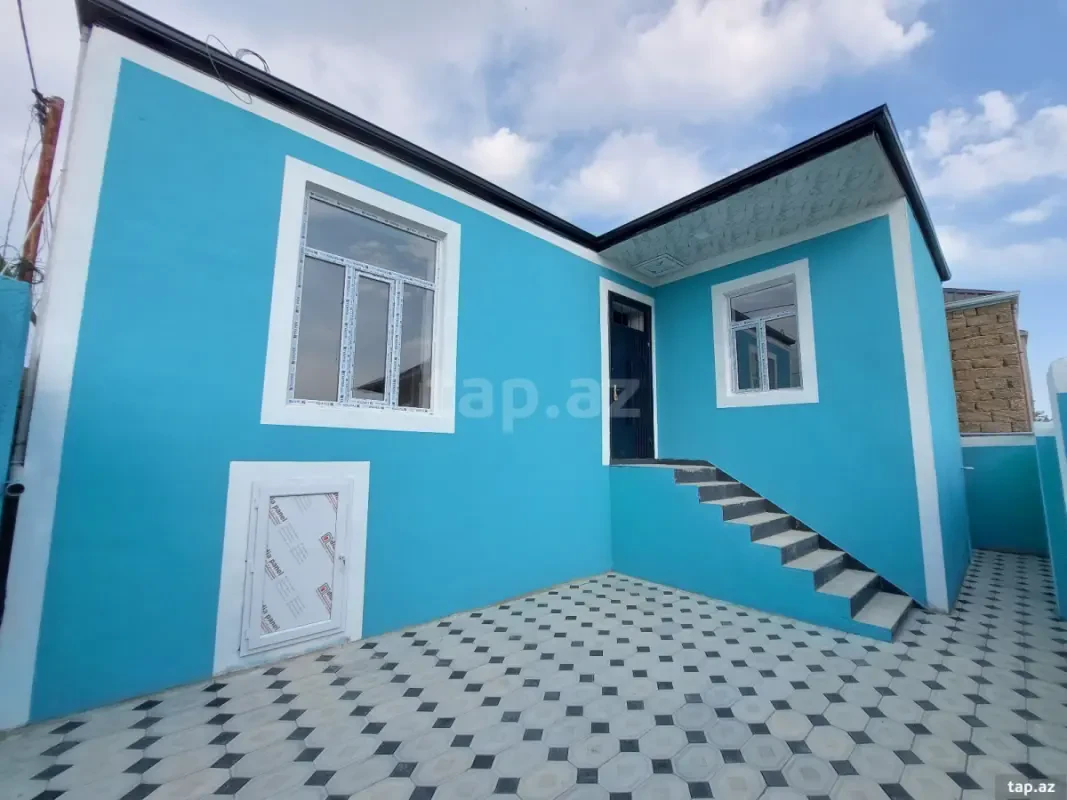 Satılır 3 otaqlı həyət evi 150 m²