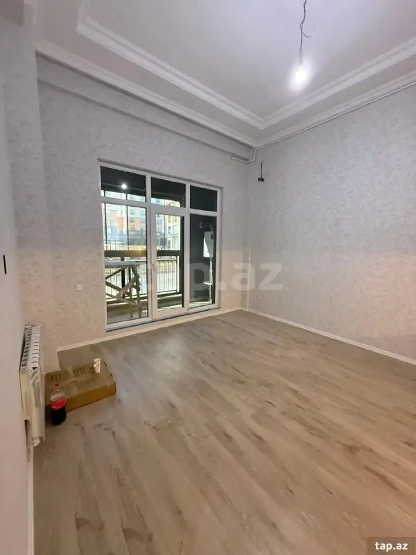 Kirayə verilir 3 otaqlı yeni tikili 100 m²