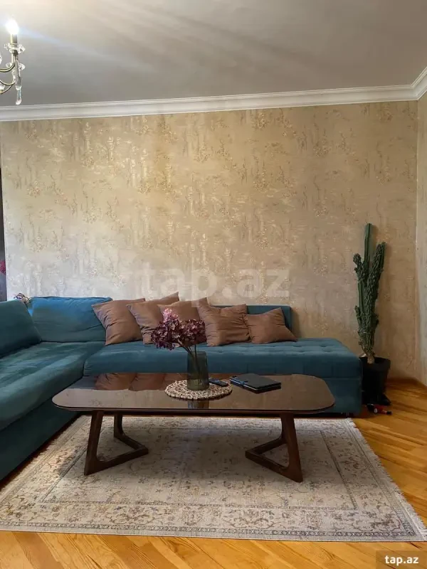 Kirayə verilir 4 otaqlı yeni tikili 95 m²