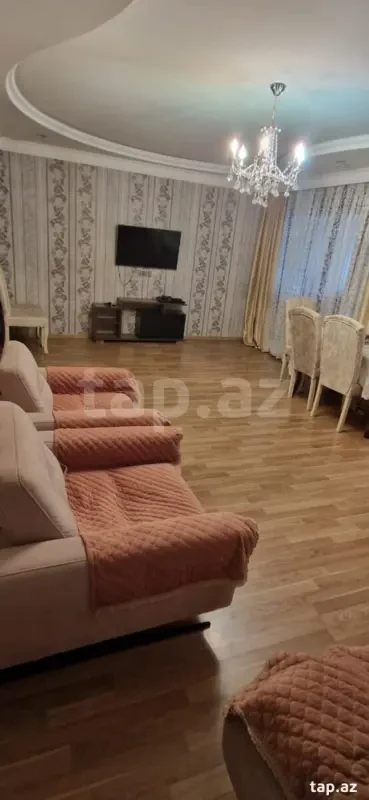 Kirayə verilir 4 otaqlı mənzil 100 m²