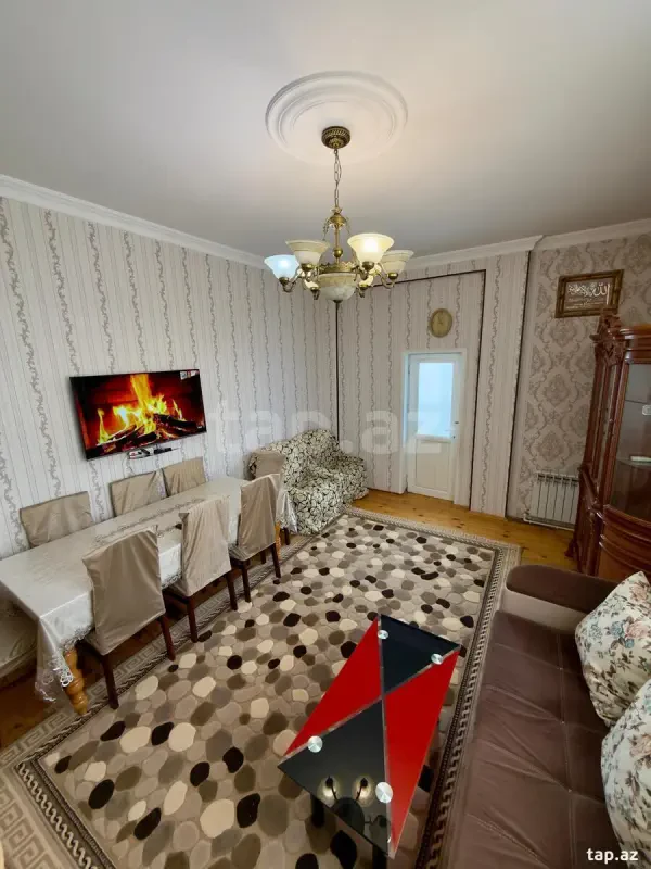 Kirayə verilir 2 otaqlı yeni tikili 90 m²