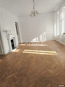 Kirayə verilir 3 otaqlı mənzil 90 m² — Bakı 3 otaq 90.00 m²
