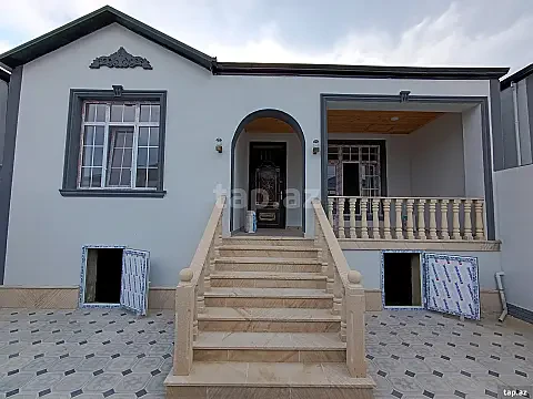 Satılır 3 otaqlı həyət evi 100 m² — Bakı 3 otaq 100.00 m²