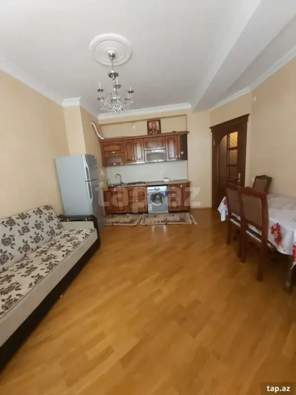 Kirayə verilir 2 otaqlı yeni tikili 60 m²