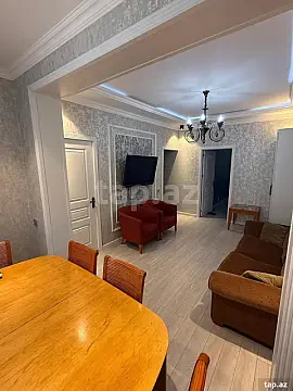 Kirayə verilir 2 otaqlı mənzil 95 m² — Bakı 2 otaq 95.00 m²