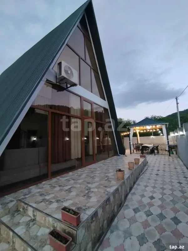 Kirayə verilir 3 otaqlı həyət evi 120 m²