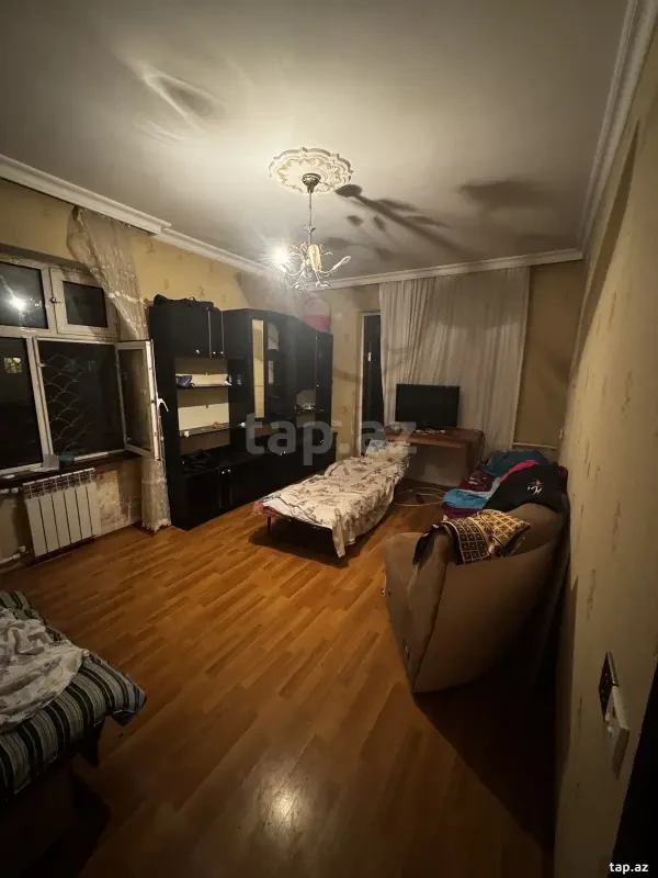 Kirayə verilir 2 otaqlı mənzil 80 m²