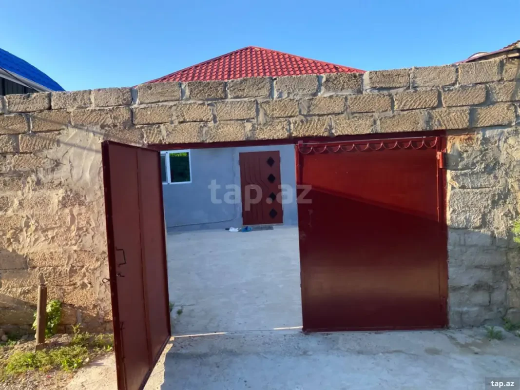 Satılır 3 otaqlı həyət evi 100 m²