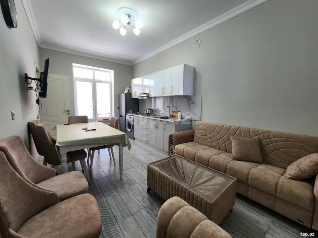 Kirayə verilir 5 otaqlı həyət evi 170 m²