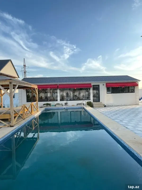 Kirayə verilir 5 otaqlı həyət evi 170 m²