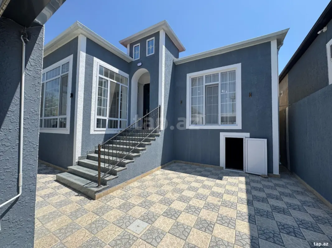 Satılır 4 otaqlı həyət evi 140 m²
