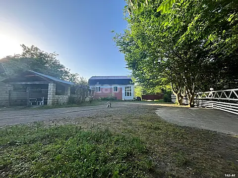 Kirayə verilir 6 otaqlı həyət evi 280 m² — Lerik 6 otaq 280.00 m²
