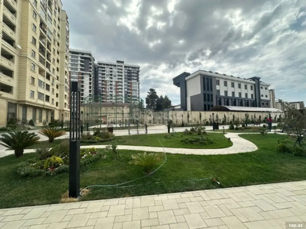 Satılır 1 otaqlı yeni tikili 62 m²