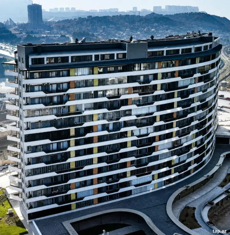 Satılır 2 otaqlı yeni tikili 92 m²