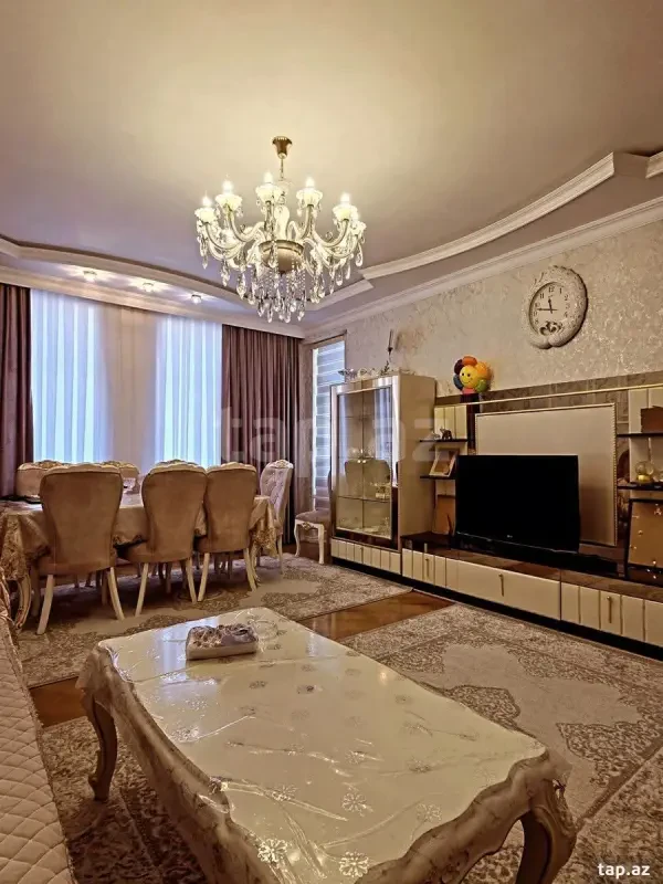 Satılır 3 otaqlı yeni tikili 107 m²