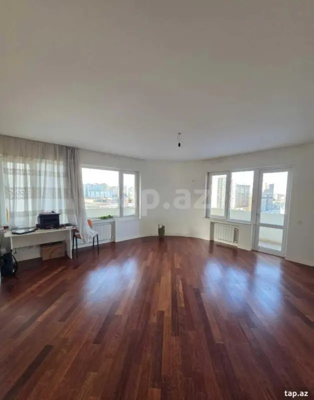 Satılır 2 otaqlı yeni tikili 106 m²