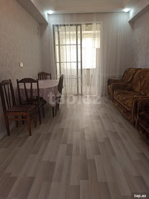 Kirayə verilir 2 otaqlı yeni tikili 76 m²