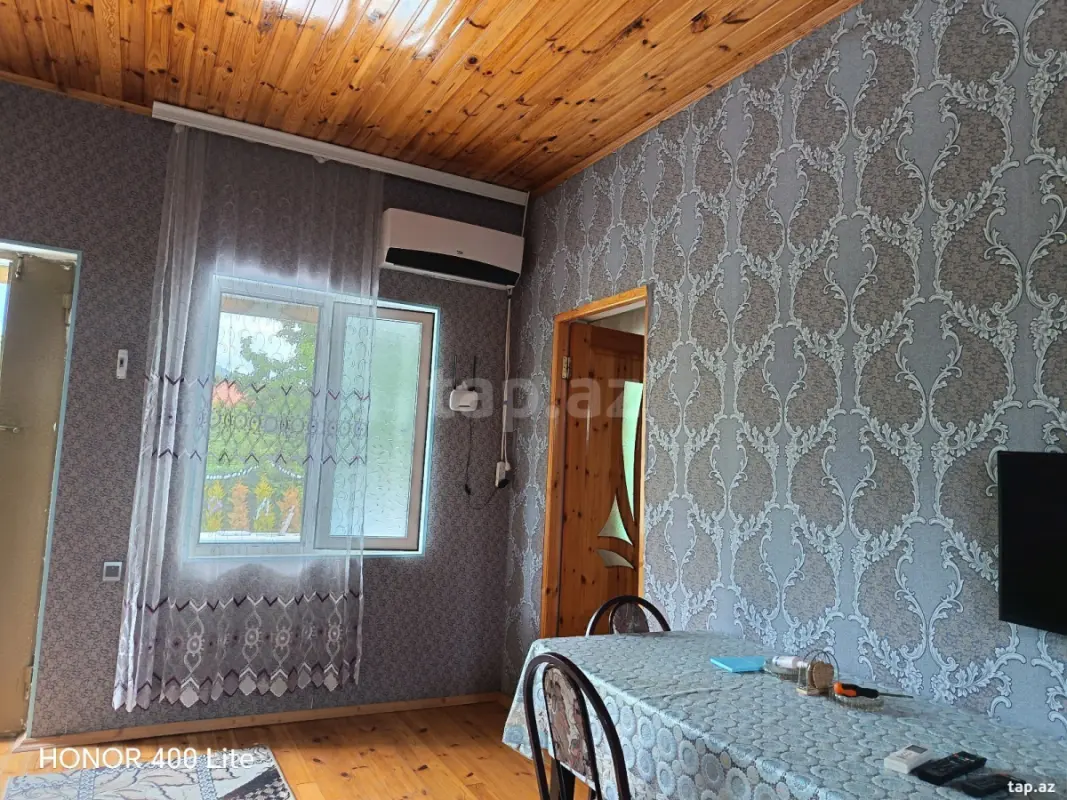Kirayə verilir 3 otaqlı həyət evi 65 m²