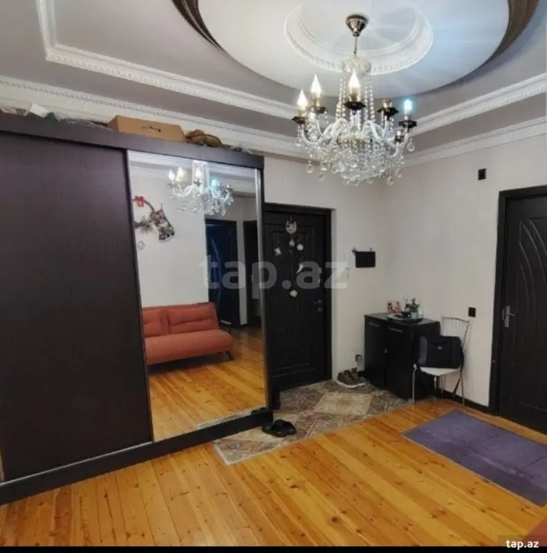 Kirayə verilir 3 otaqlı yeni tikili 122 m²